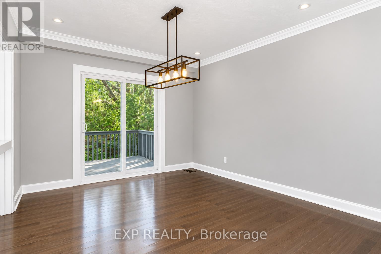 1259 Twin Oaks Dell Drive, Mississauga (Lorne Park), Ontario  L5H 3J7 - Photo 7 - W13416056