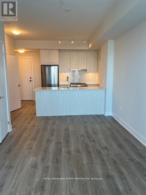 4710 - 430 Square One Drive, Mississauga, Ontario  L5B 3Y1 - Photo 2 - W13416058