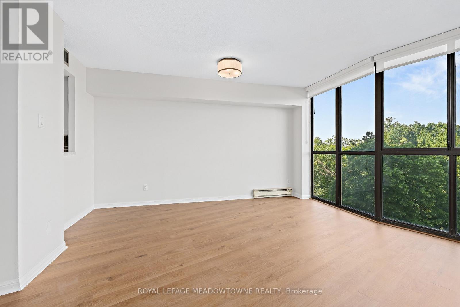 506 - 1230 Marlborough Court, Oakville (Cp College Park), Ontario  L6H 3K6 - Photo 10 - W13416104