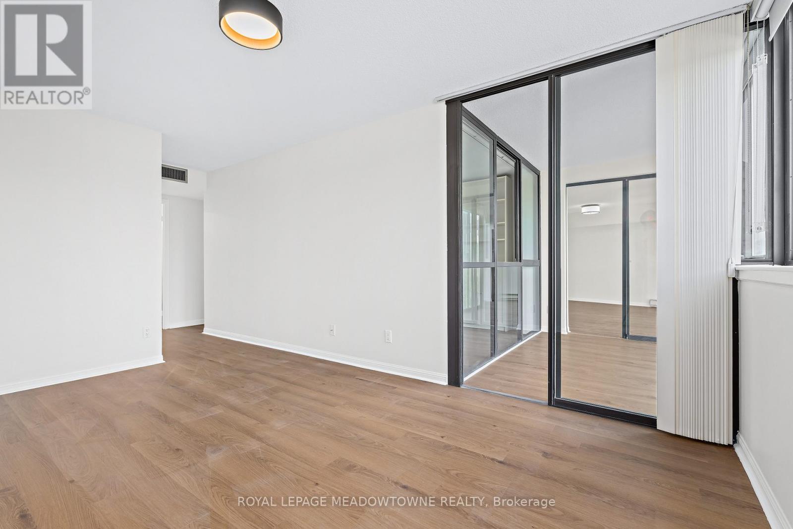 506 - 1230 Marlborough Court, Oakville (Cp College Park), Ontario  L6H 3K6 - Photo 18 - W13416104
