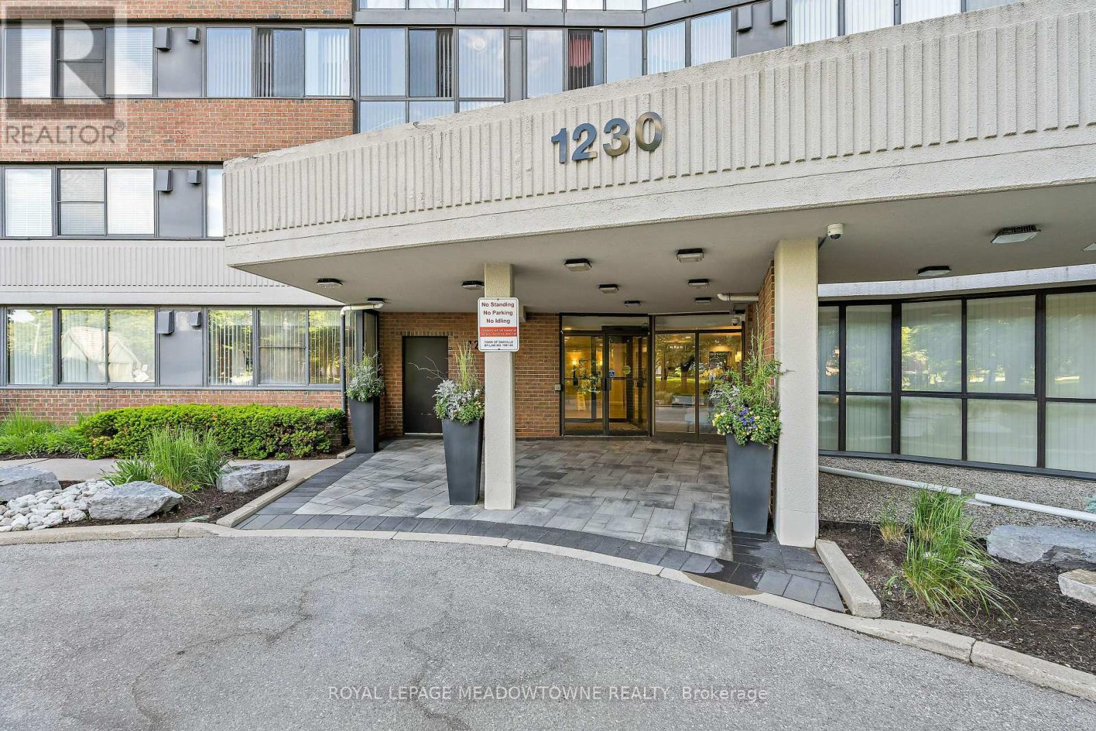 506 - 1230 Marlborough Court, Oakville (Cp College Park), Ontario  L6H 3K6 - Photo 4 - W13416104