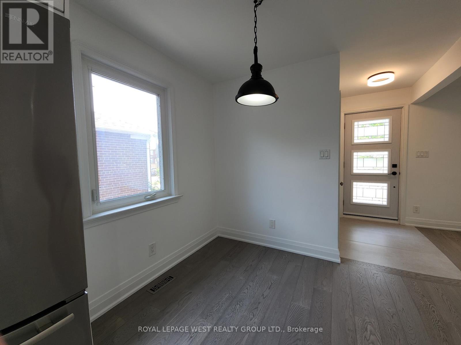 Main Floor - 221 Thirtieth Street, Toronto, Ontario  M8W 3C9 - Photo 14 - W13416112