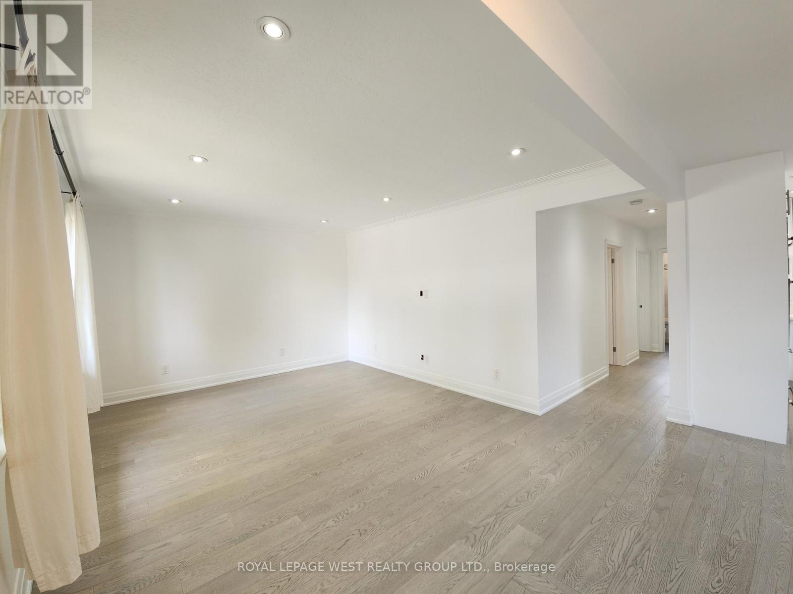 Main Floor - 221 Thirtieth Street, Toronto, Ontario  M8W 3C9 - Photo 16 - W13416112