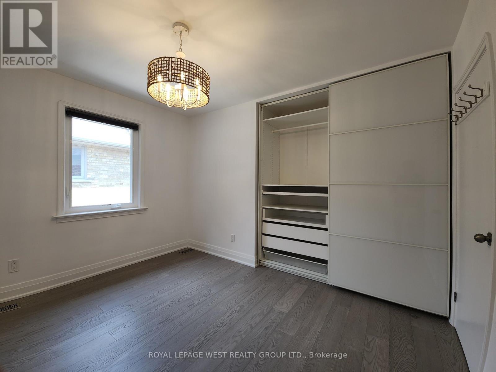 Main Floor - 221 Thirtieth Street, Toronto, Ontario  M8W 3C9 - Photo 20 - W13416112