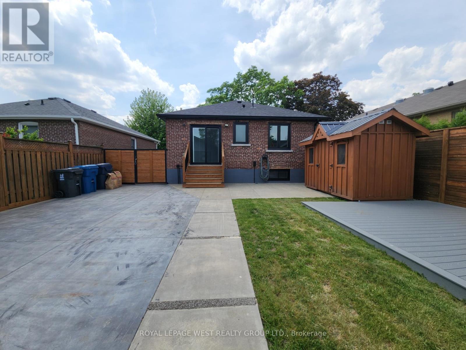 Main Floor - 221 Thirtieth Street, Toronto, Ontario  M8W 3C9 - Photo 33 - W13416112
