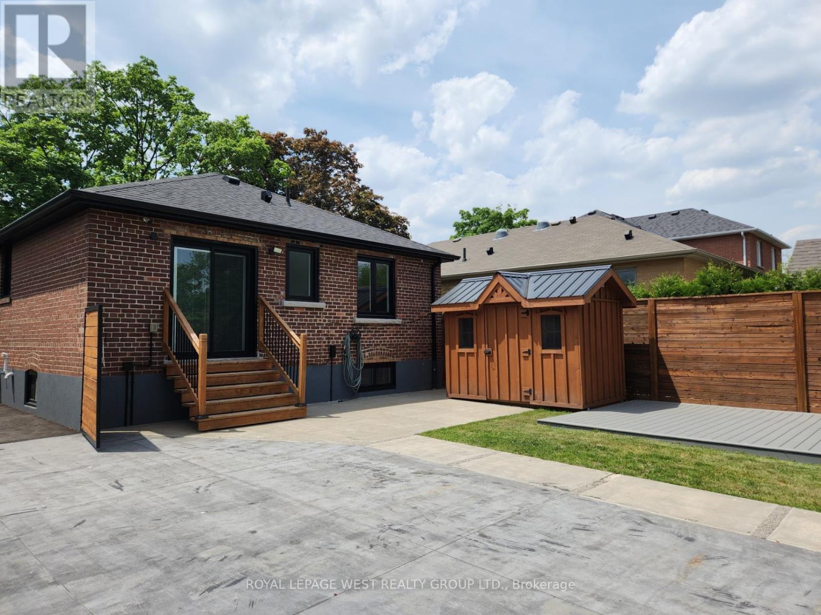Main Floor - 221 Thirtieth Street, Toronto, Ontario  M8W 3C9 - Photo 37 - W13416112