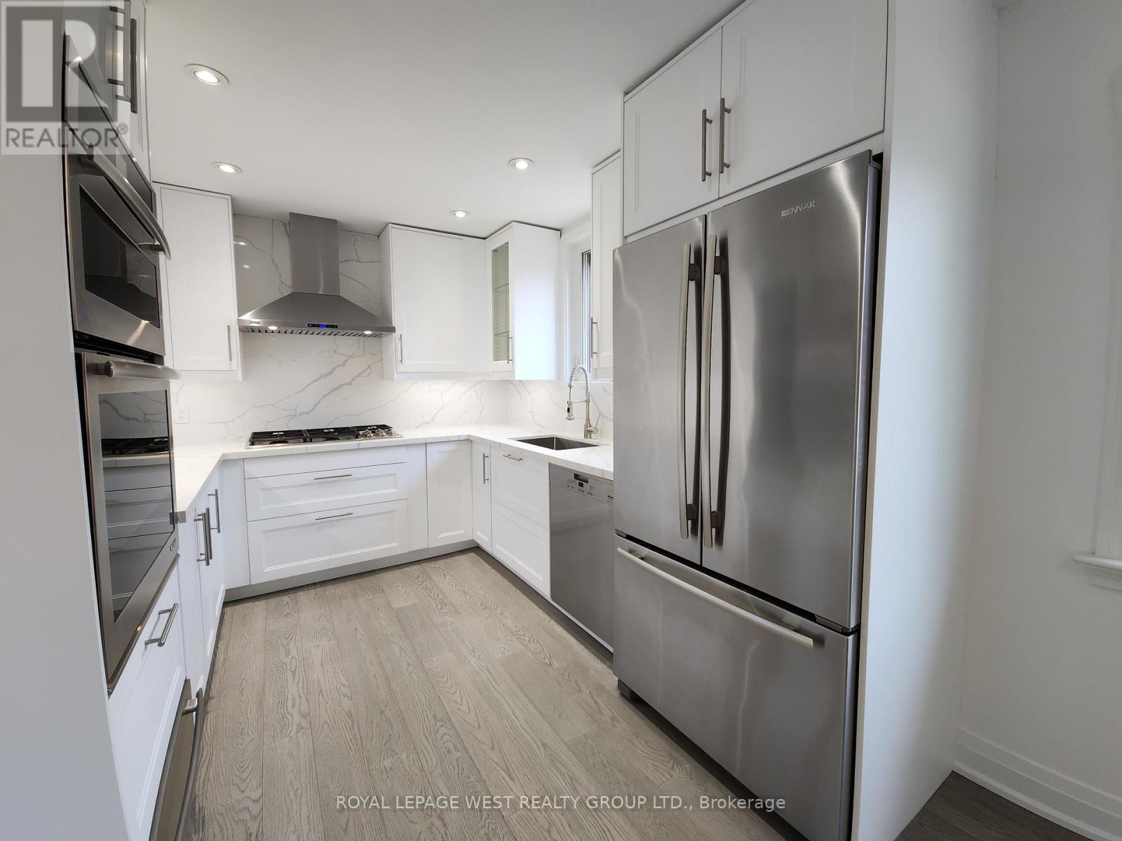 Main Floor - 221 Thirtieth Street, Toronto, Ontario  M8W 3C9 - Photo 8 - W13416112