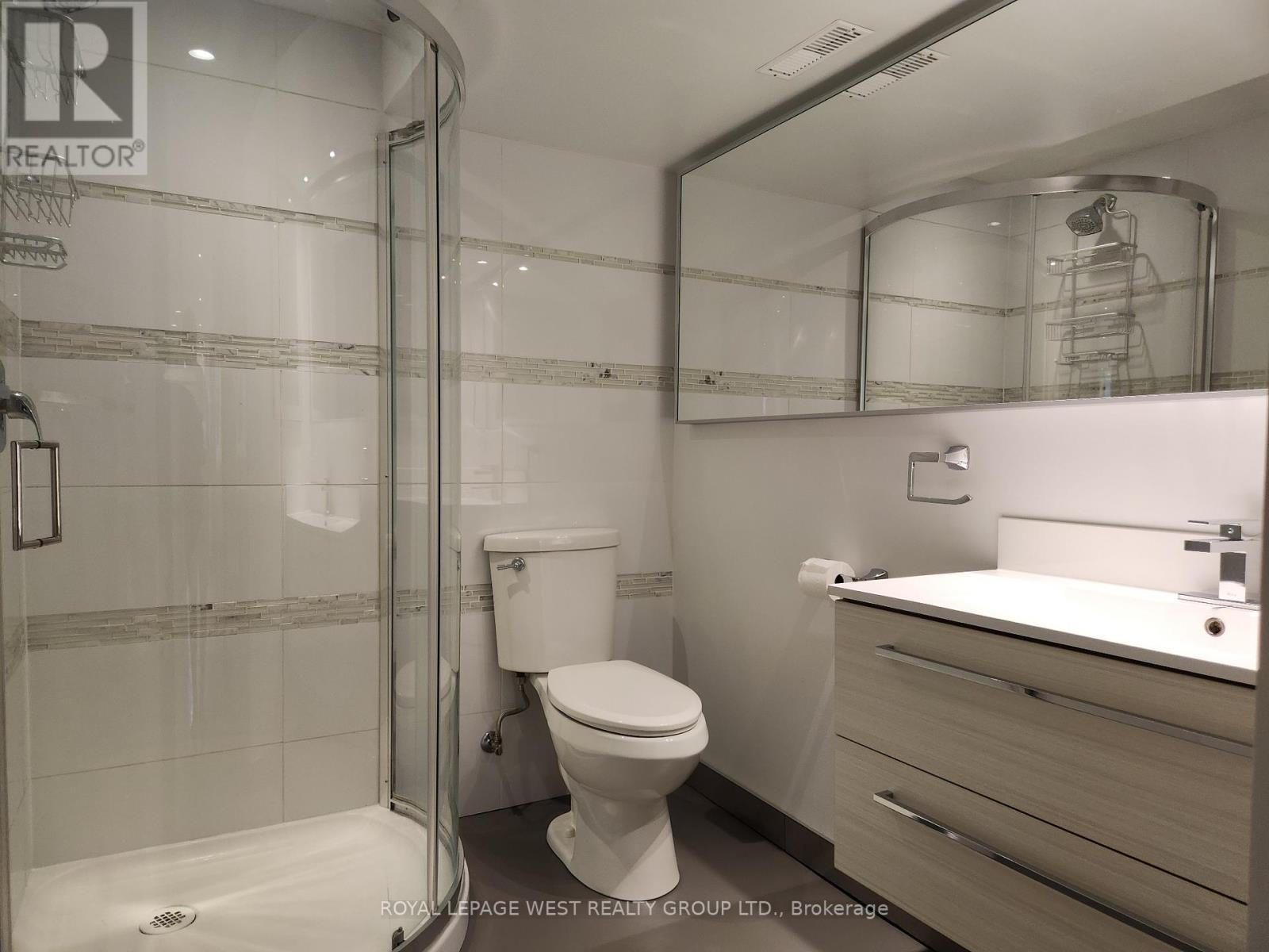 Basement - 221 Thirtieth Street, Toronto (Alderwood), Ontario  M8W 3C9 - Photo 12 - W13416126