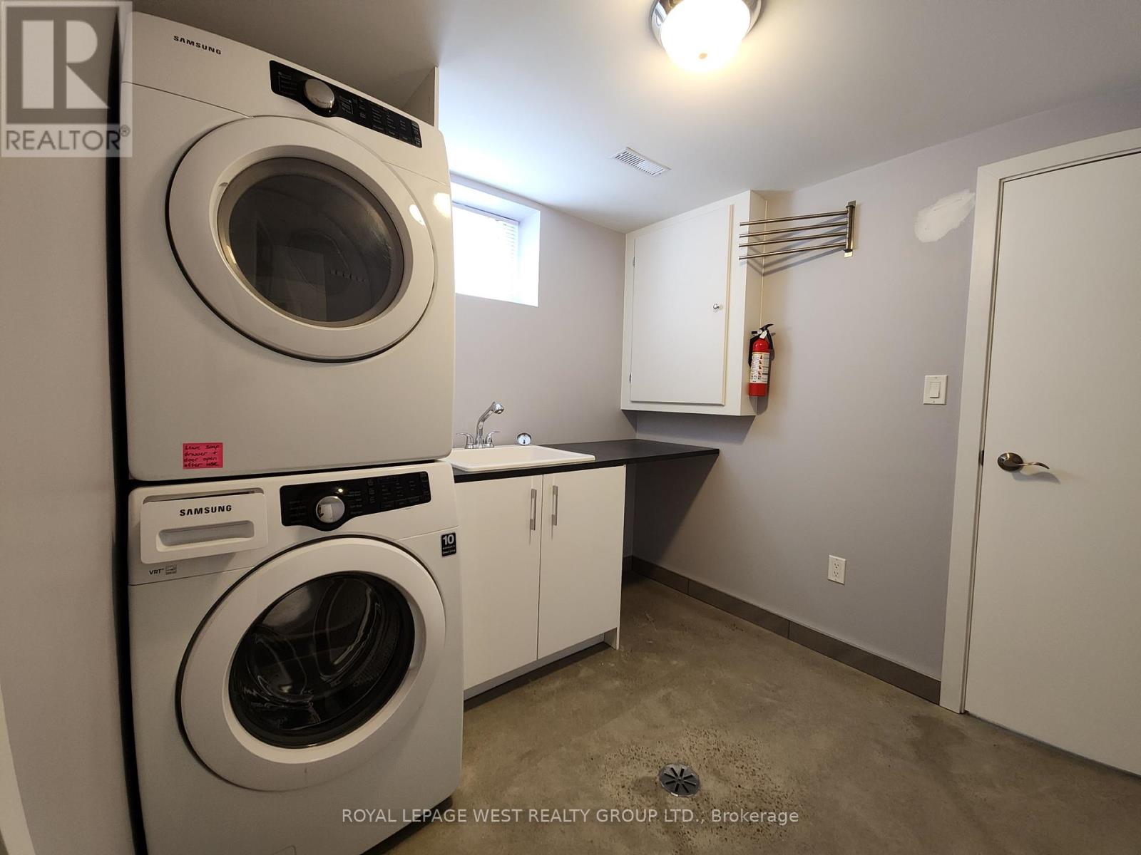 Basement - 221 Thirtieth Street, Toronto (Alderwood), Ontario  M8W 3C9 - Photo 19 - W13416126