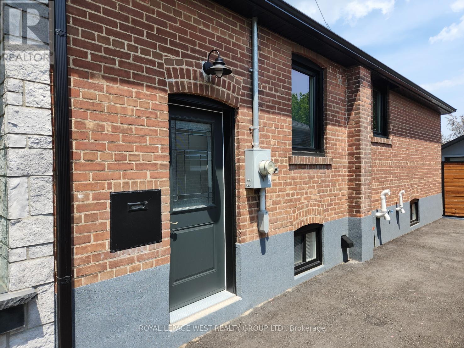 Basement - 221 Thirtieth Street, Toronto (Alderwood), Ontario  M8W 3C9 - Photo 2 - W13416126