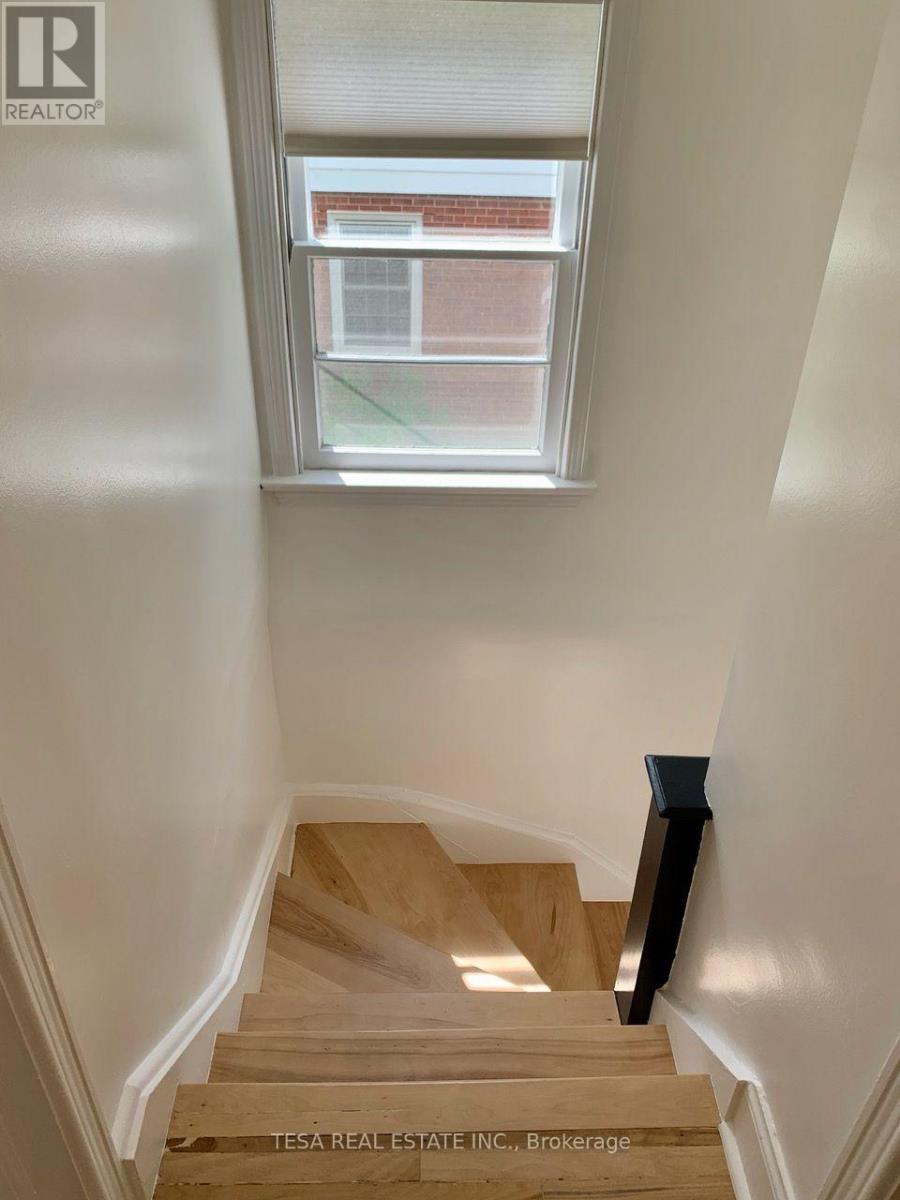 15 Downing Street, Toronto, Ontario  M9B 1E9 - Photo 18 - W13416260