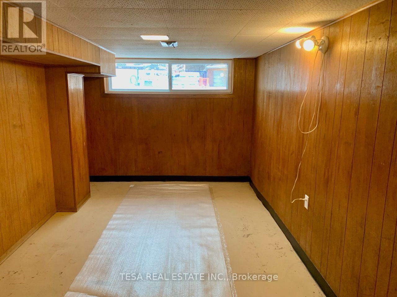 15 Downing Street, Toronto, Ontario  M9B 1E9 - Photo 35 - W13416260