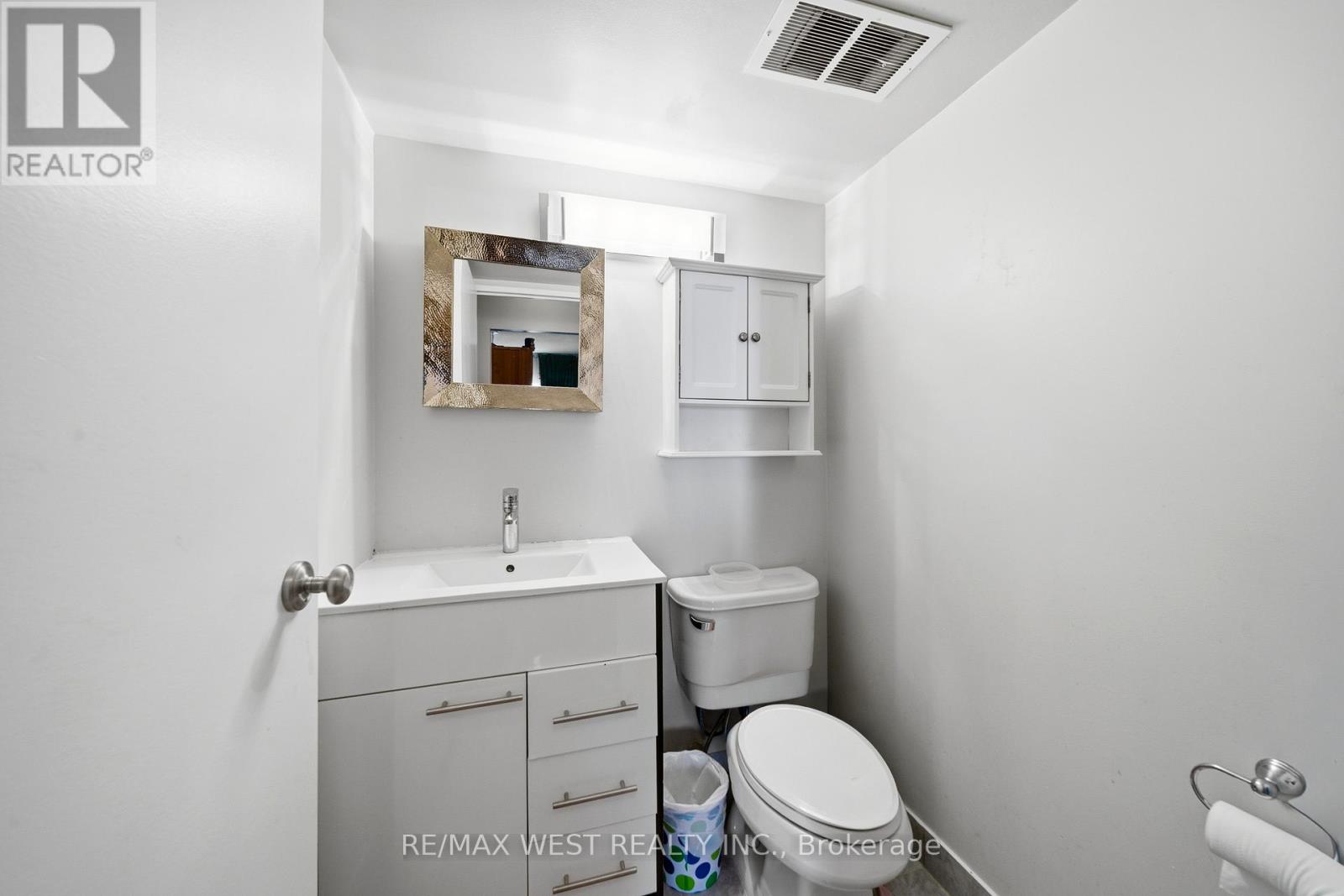 1509 - 100 Quebec Avenue, Toronto (High Park North), Ontario  M6P 4B8 - Photo 7 - W13416288