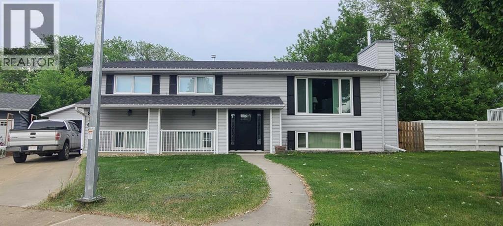 8101 95 Street, Peace River, Alberta  T8S 1E8 - Photo 1 - A2319040