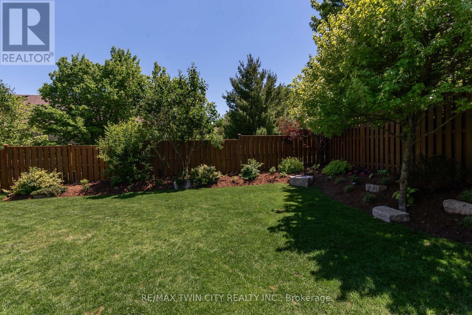 294 Fallowfield Drive, Kitchener, Ontario  N2C 2T8 - Photo 12 - X13416166