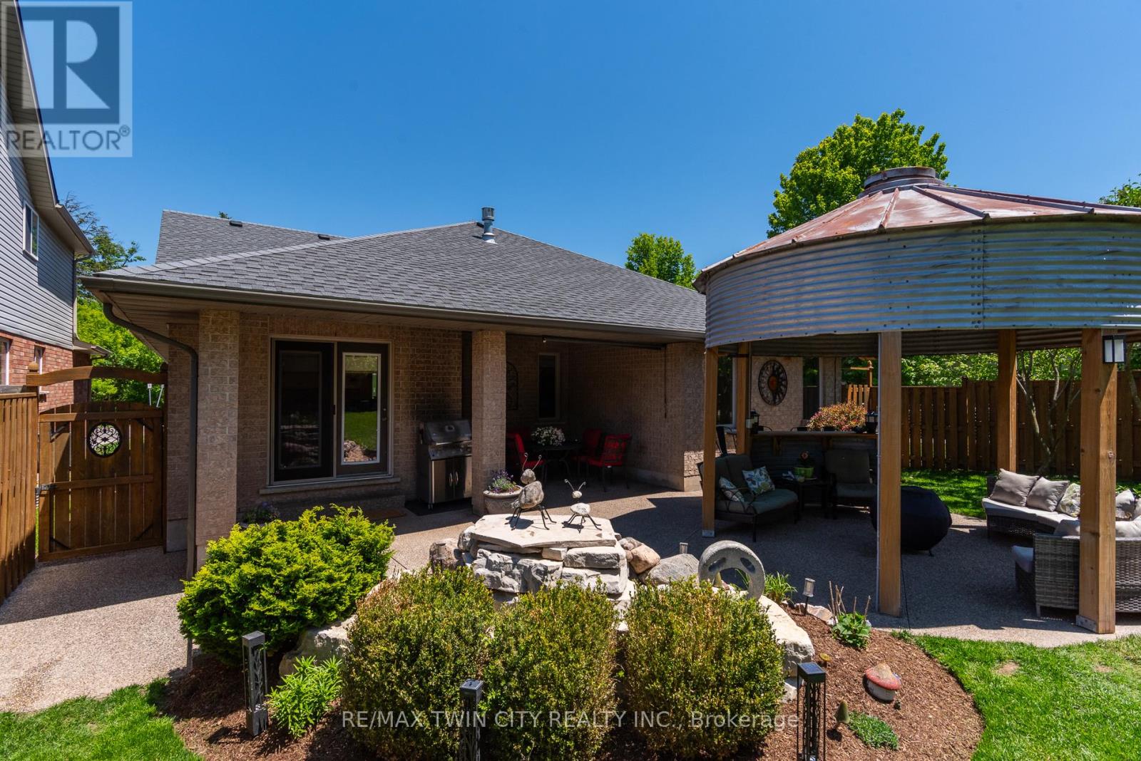 294 Fallowfield Drive, Kitchener, Ontario  N2C 2T8 - Photo 14 - X13416166