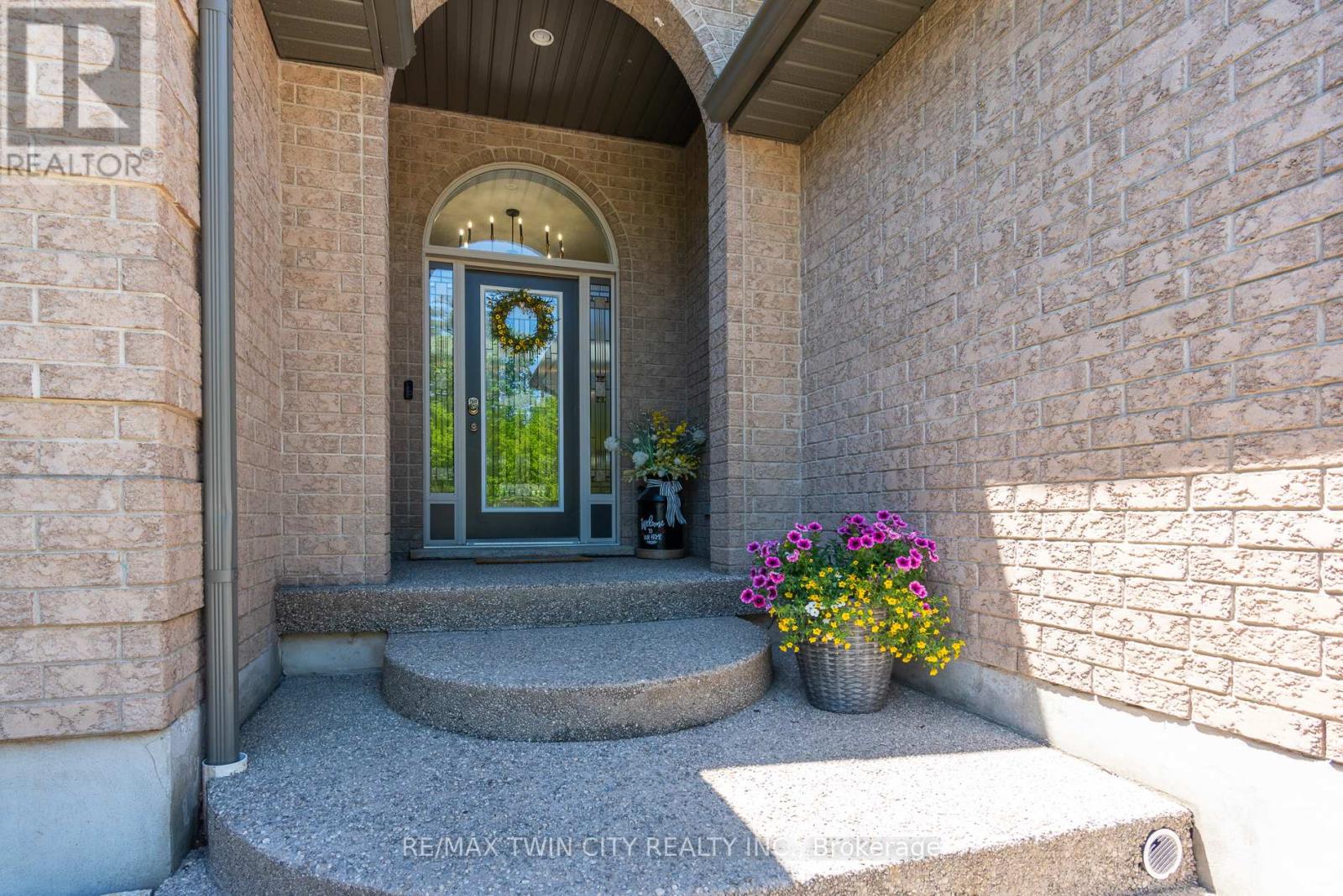 294 Fallowfield Drive, Kitchener, Ontario  N2C 2T8 - Photo 15 - X13416166