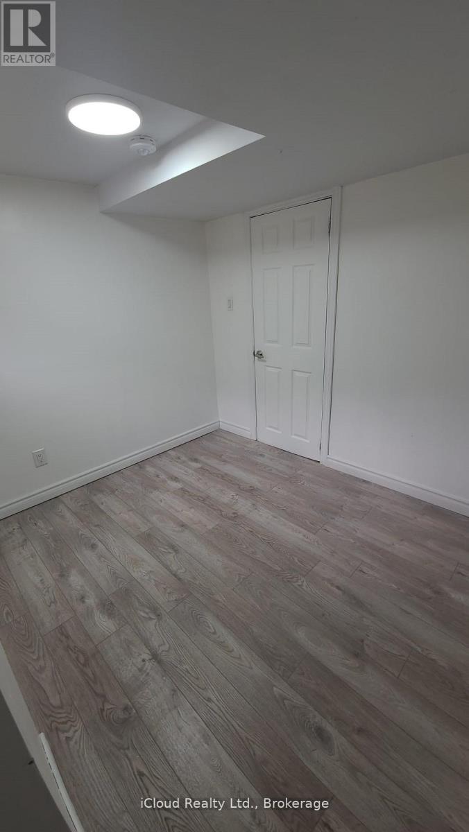 24 Chilton Drive, Hamilton (Stoney Creek Mountain), Ontario  L8J 1M2 - Photo 13 - X13416204