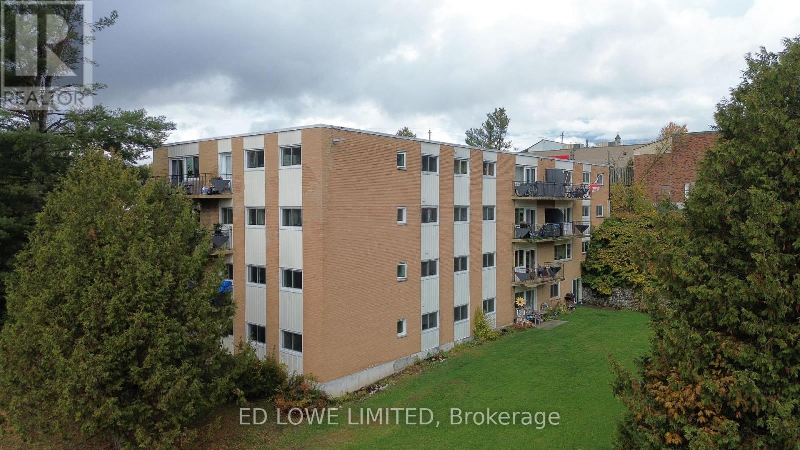 203 - 250 Morrison Street, Bracebridge (Macaulay), Ontario  P1L 1P5 - Photo 2 - X13416292
