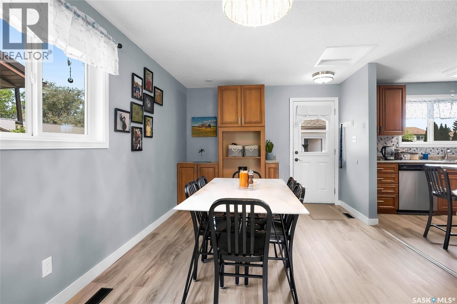 162 Makaroff Road, Saskatoon, Saskatchewan  S7L 6J9 - Photo 10 - SK038676