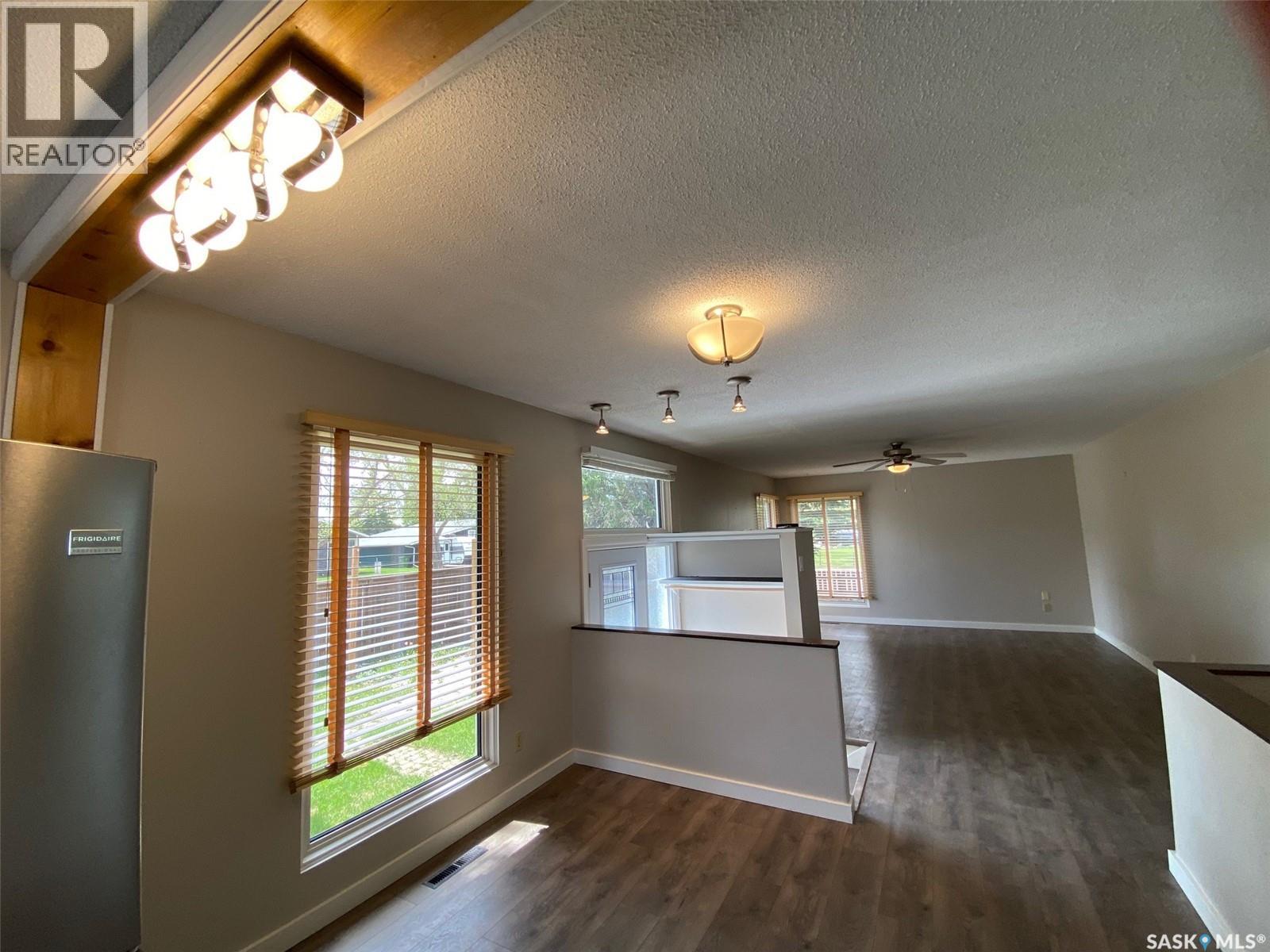 59 Deerwood Crescent, Yorkton, Saskatchewan  S3N 2M4 - Photo 7 - SK038657