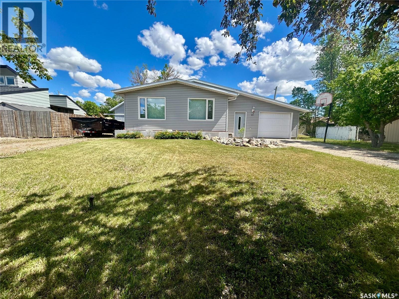 314 Main Street, Milestone, Saskatchewan  S0G 3L0 - Photo 43 - SK038616