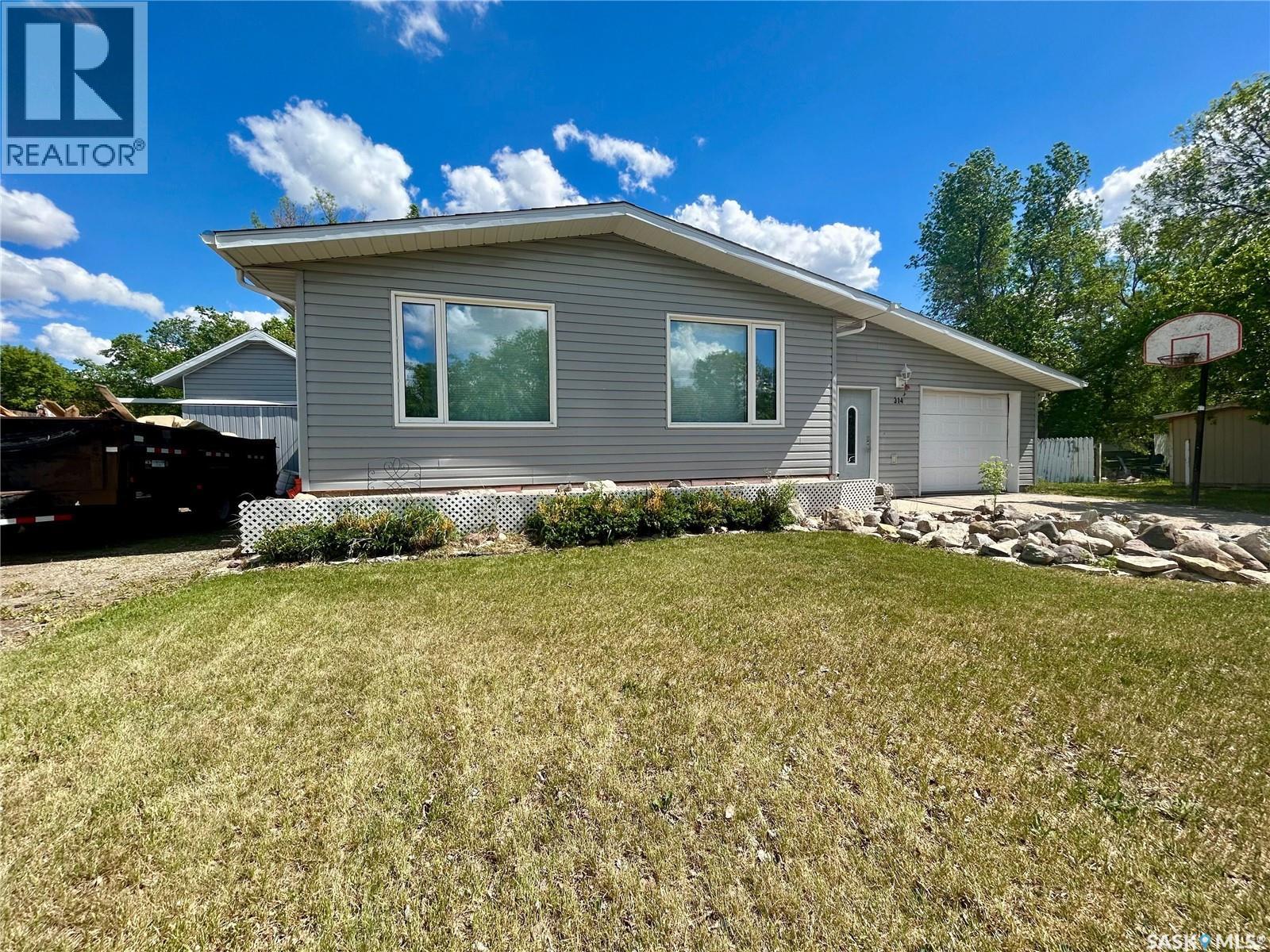 314 Main Street, Milestone, Saskatchewan  S0G 3L0 - Photo 44 - SK038616
