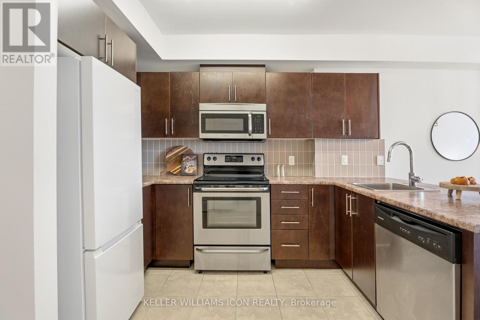 704 - 242 Rideau Street, Ottawa, Ontario  K1N 0B7 - Photo 6 - X13416420