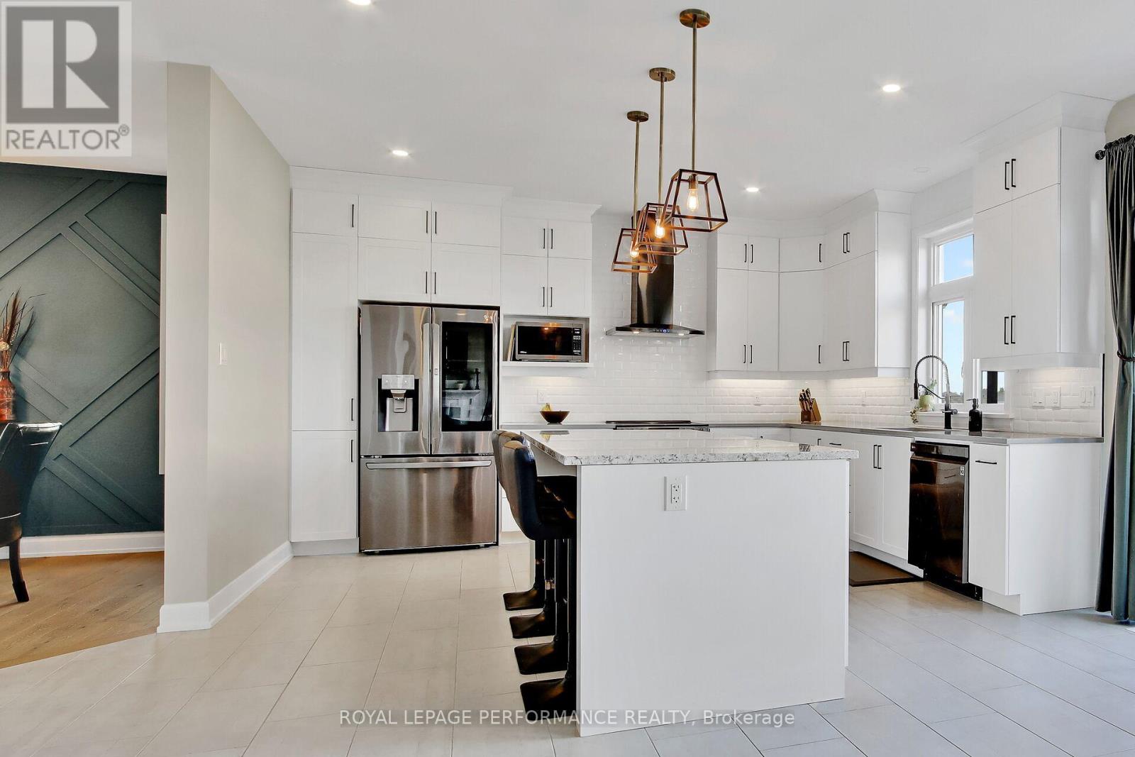 643 Parkview Terrace, Russell, Ontario  K4R 0C6 - Photo 7 - X13073032