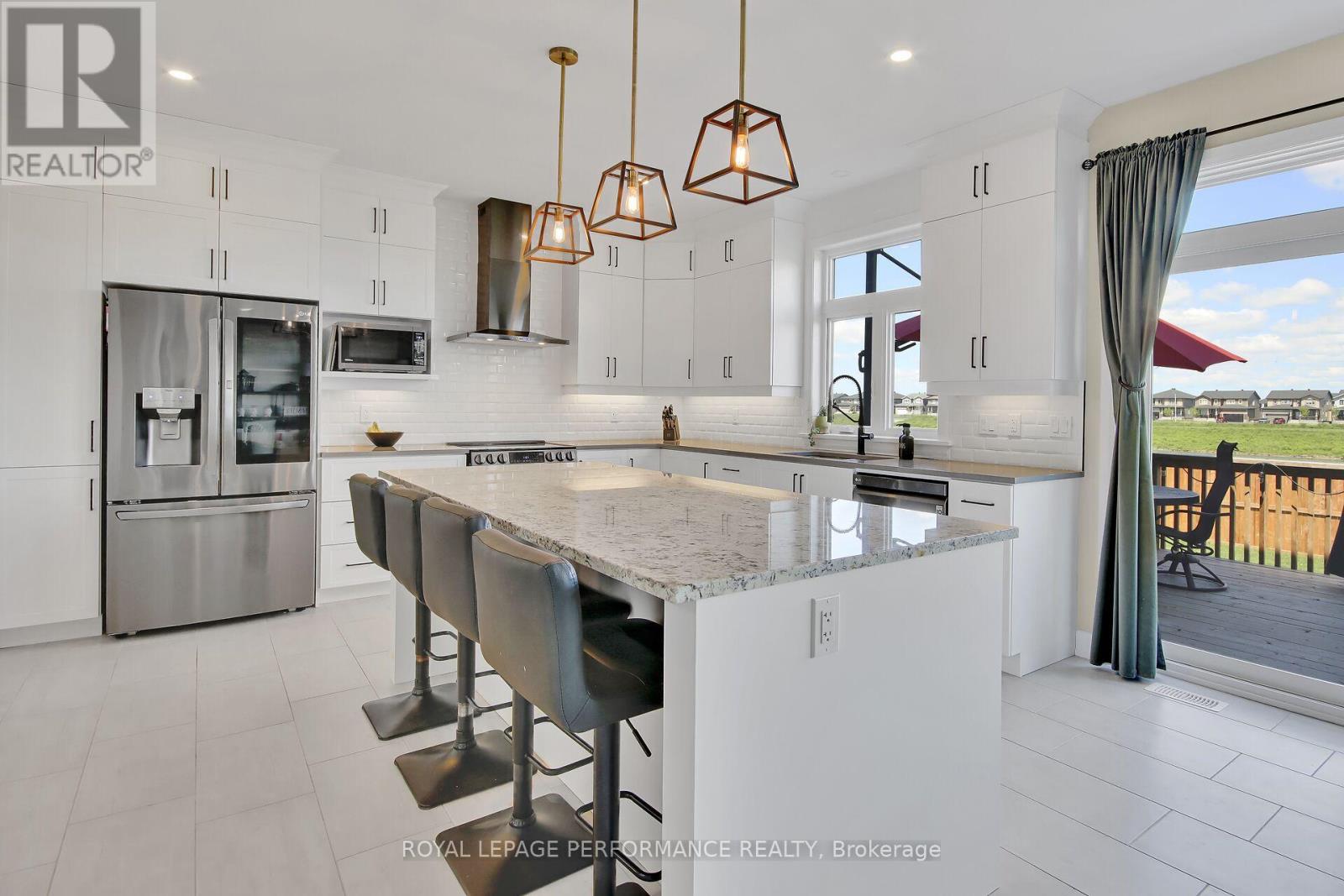 643 Parkview Terrace, Russell, Ontario  K4R 0C6 - Photo 6 - X13073032