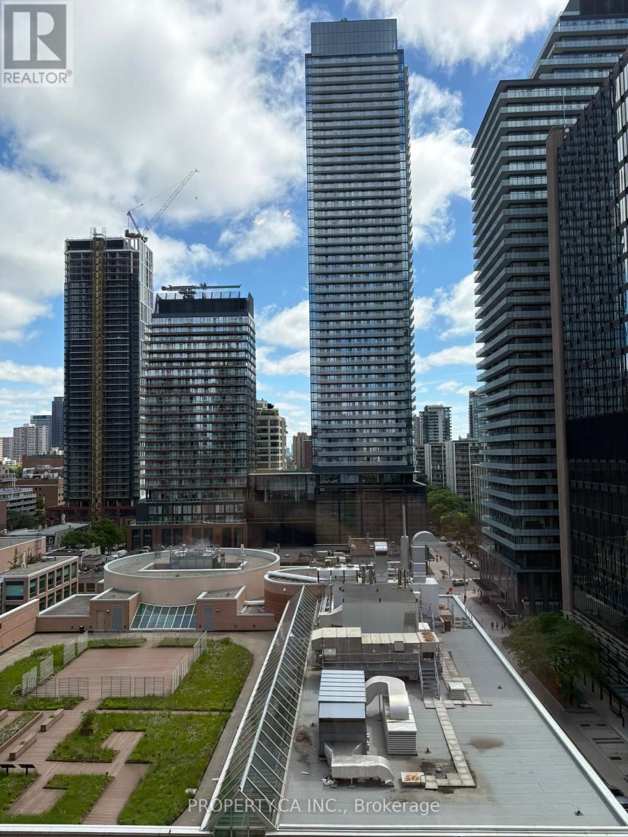 1203 - 887 Bay Street, Toronto, Ontario  M5G 2E5 - Photo 11 - C13416408