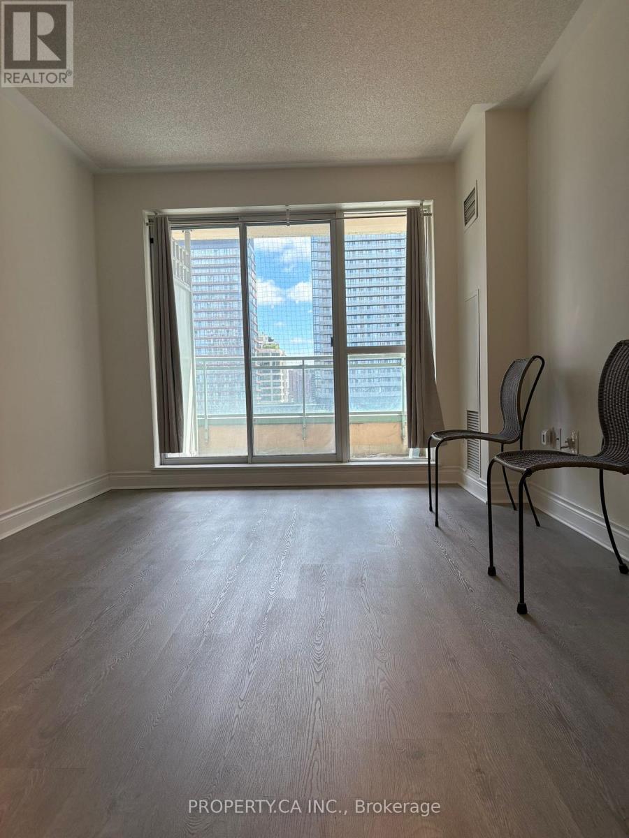 1203 - 887 Bay Street, Toronto, Ontario  M5G 2E5 - Photo 5 - C13416408