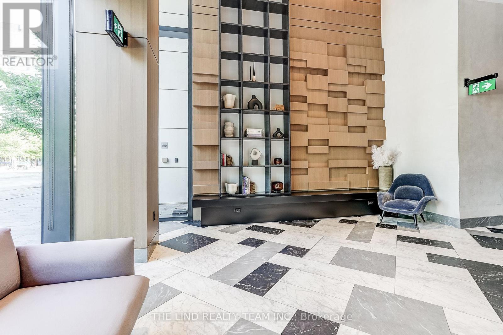 527 - 35 Rolling Mills Road, Toronto, Ontario  M5A 0V6 - Photo 4 - C13416432