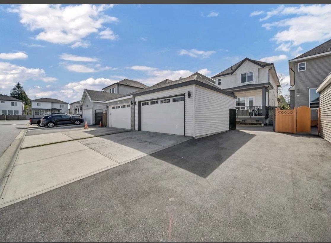 Listing image 16