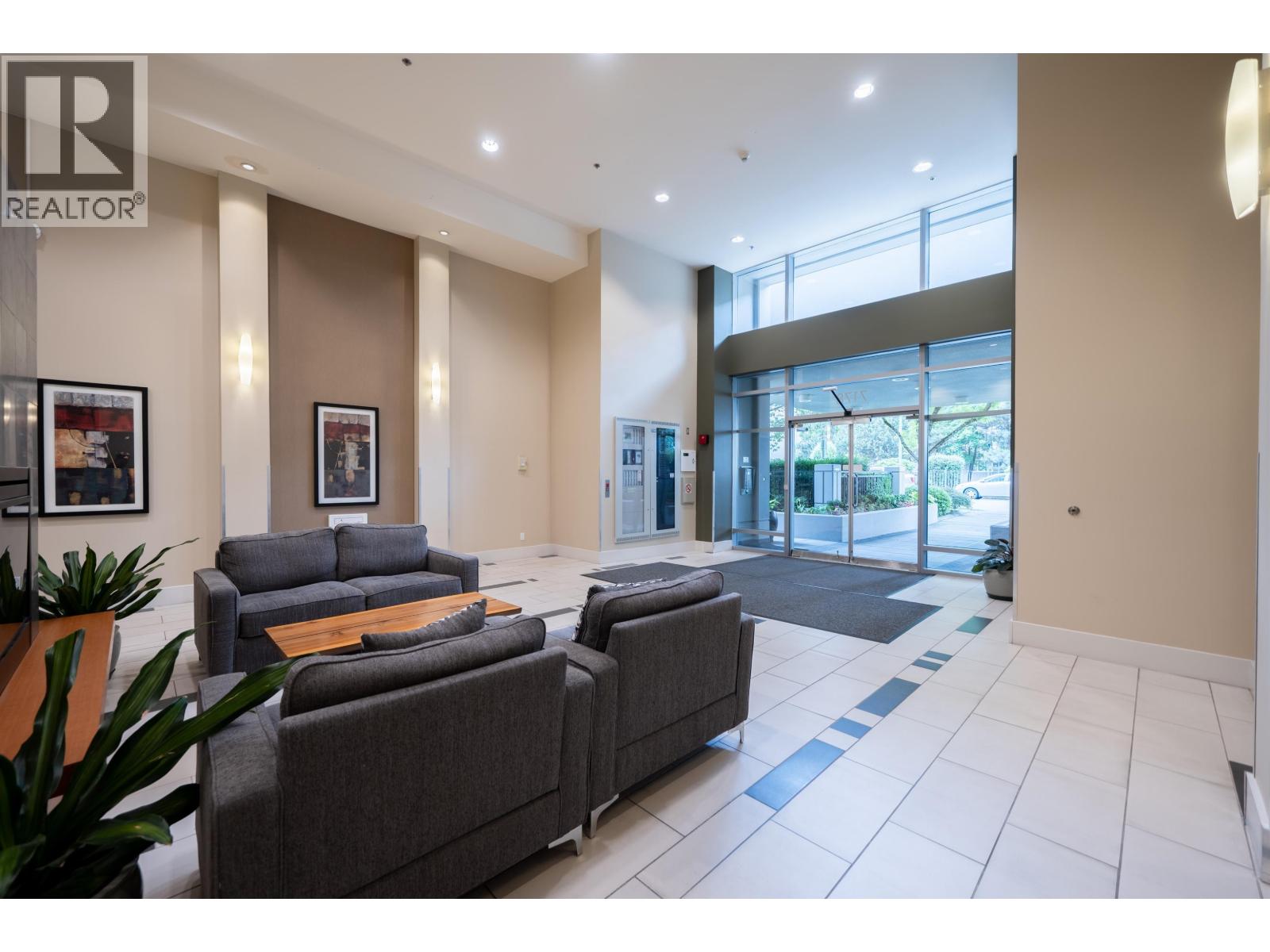 2505 7178 Collier Street, Burnaby, British Columbia  V5E 4N7 - Photo 4 - R3133358