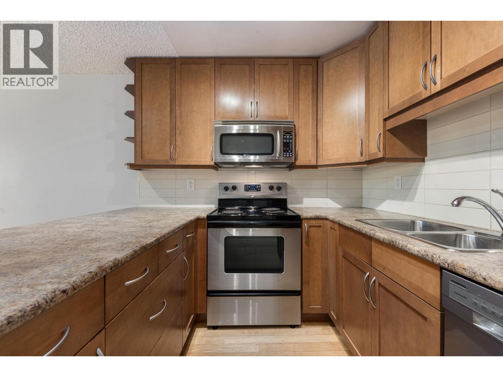 401 2920 Ash Street, Vancouver, British Columbia  V5Z 4A6 - Photo 4 - R3133414