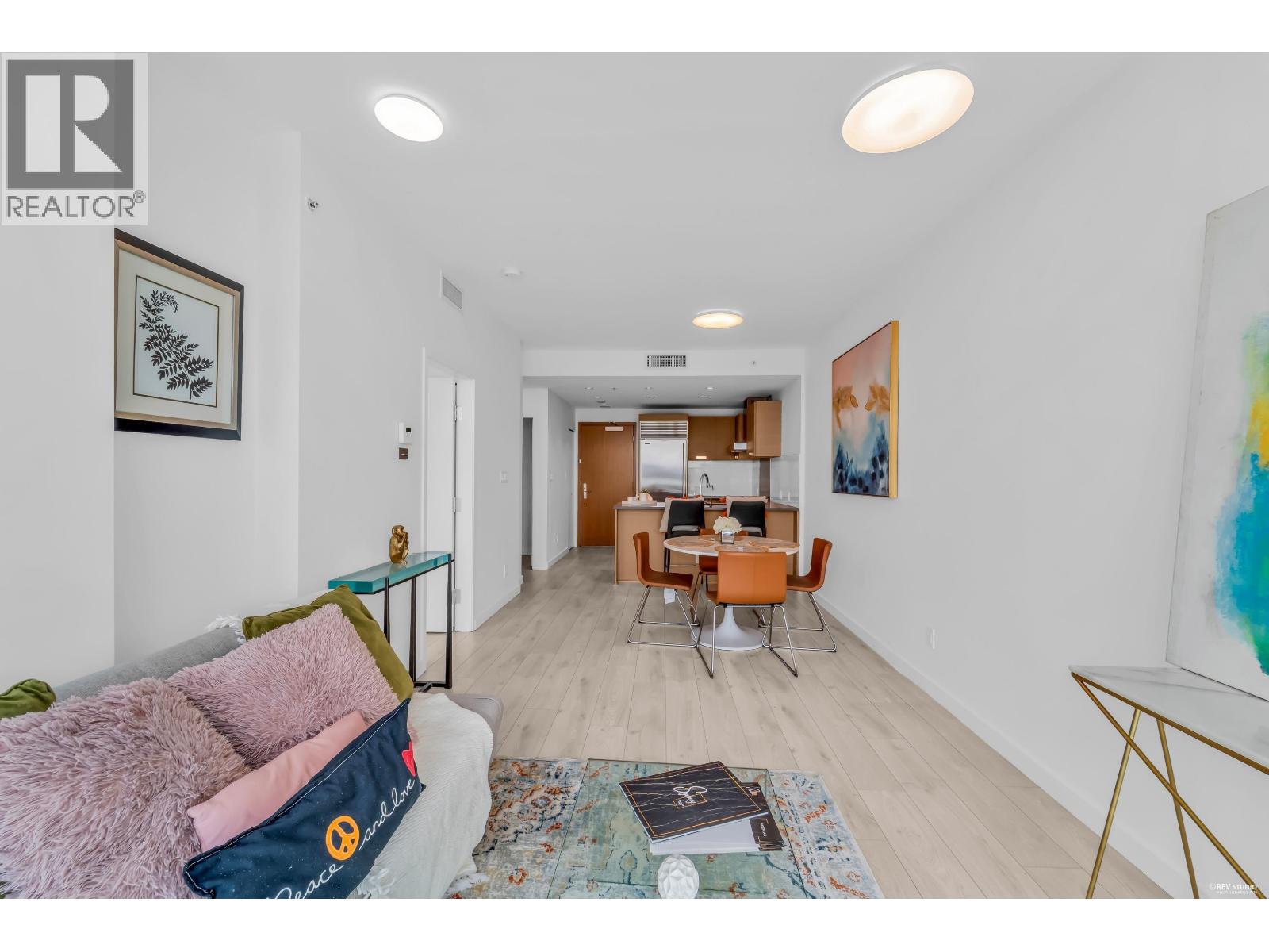 819 8080 Cambie Road, Richmond, British Columbia  V6X 0C1 - Photo 11 - R3133423
