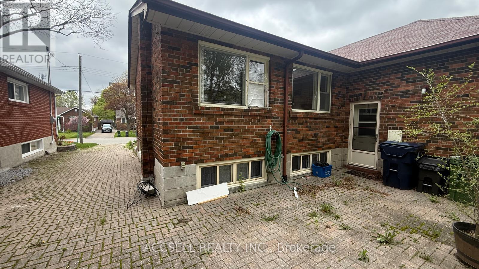 27 Ivordale Crescent, Toronto, Ontario  M1R 2W5 - Photo 17 - E13416462