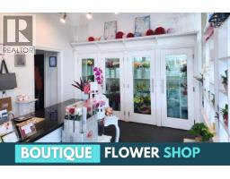 11526 CONFIDENTIAL, North Vancouver, British Columbia