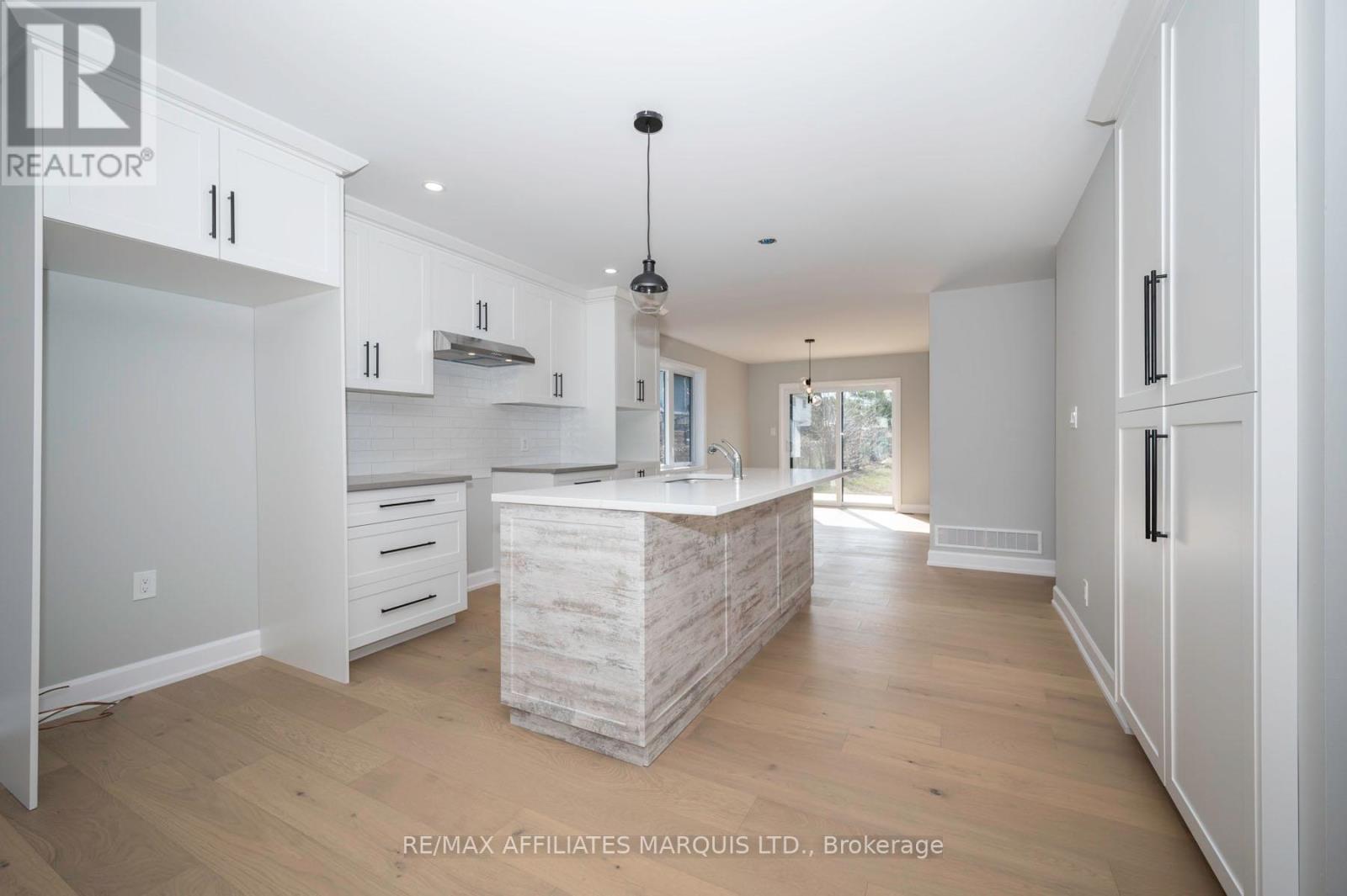 153 Marguerite D'youville Street, Cornwall, Ontario K6H 0J3 - Photo 6 - X13416456