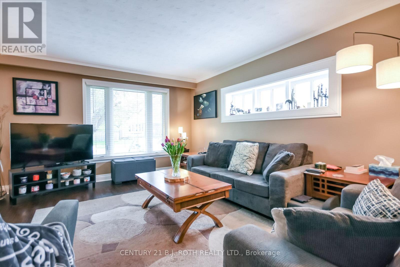 128 Cherrywood Drive, Newmarket (Bristol-London), Ontario  L3Y 2X7 - Photo 9 - N13416474