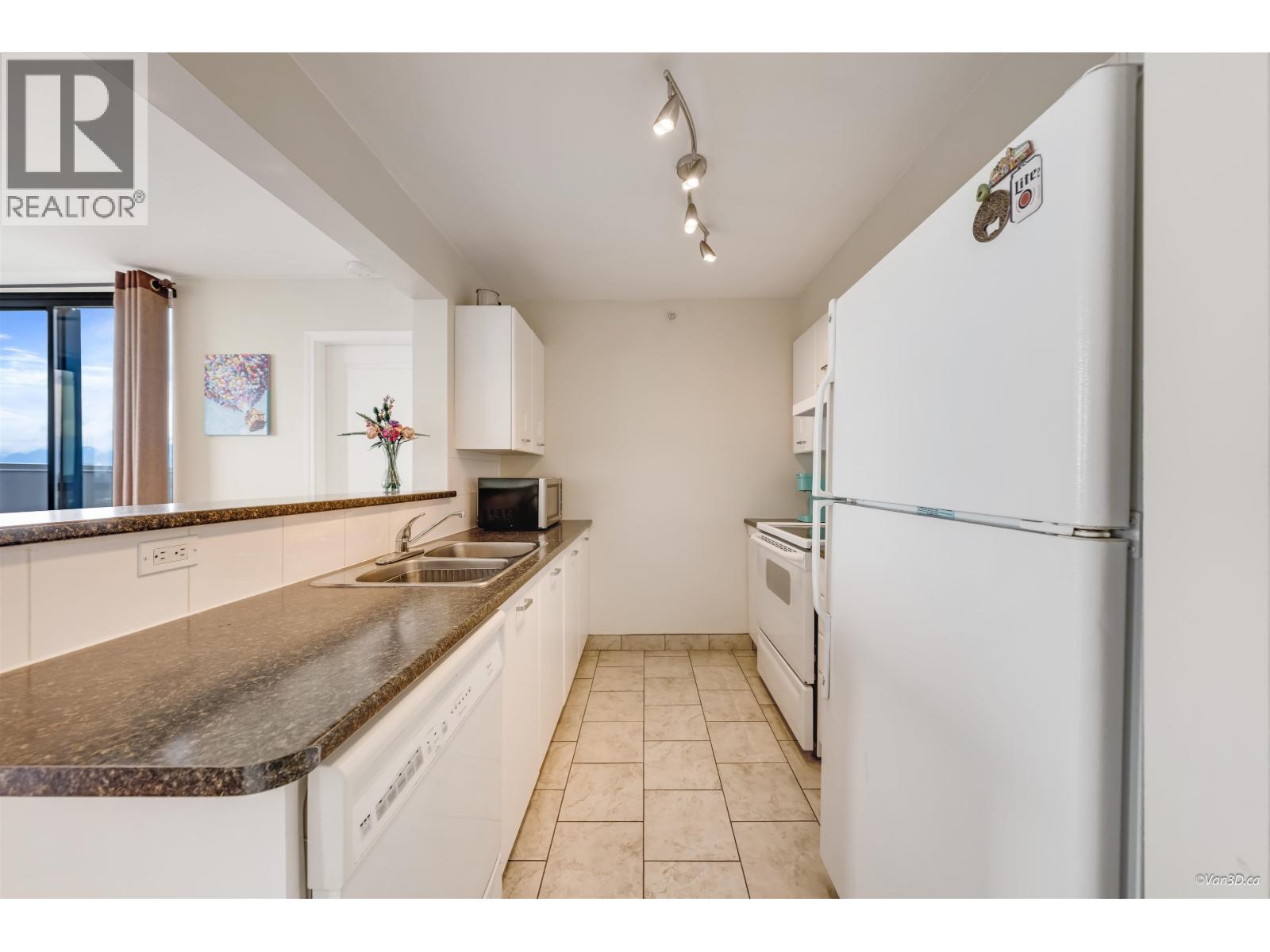 1702 3438 Vanness Avenue, Vancouver, British Columbia  V5R 6E7 - Photo 19 - R3133417