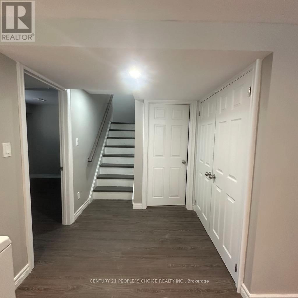 Unit 2 - 199 Avondale Boulevard, Brampton, Ontario L6T 1J1 - Photo 14 - W13416448
