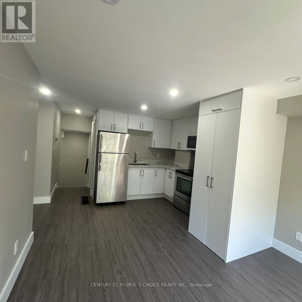 Unit 2 - 199 Avondale Boulevard, Brampton, Ontario L6T 1J1 - Photo 6 - W13416448