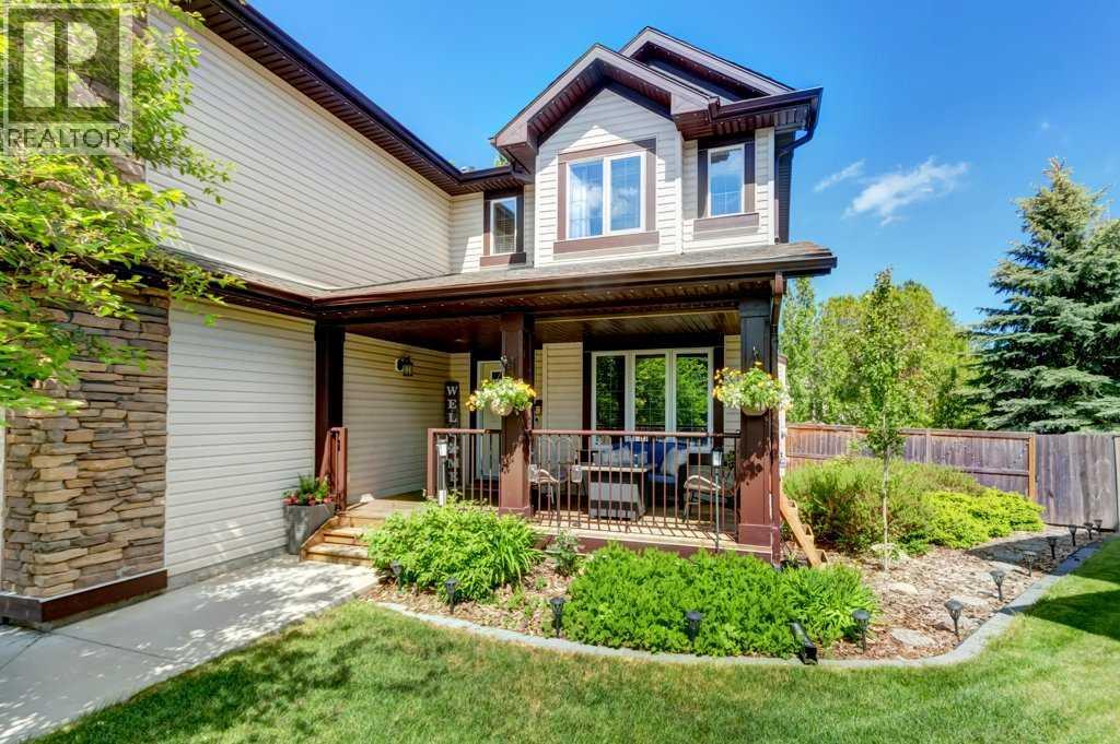 8 Crystal Green Grove, Okotoks, Alberta  T1S 0C8 - Photo 2 - A2318263