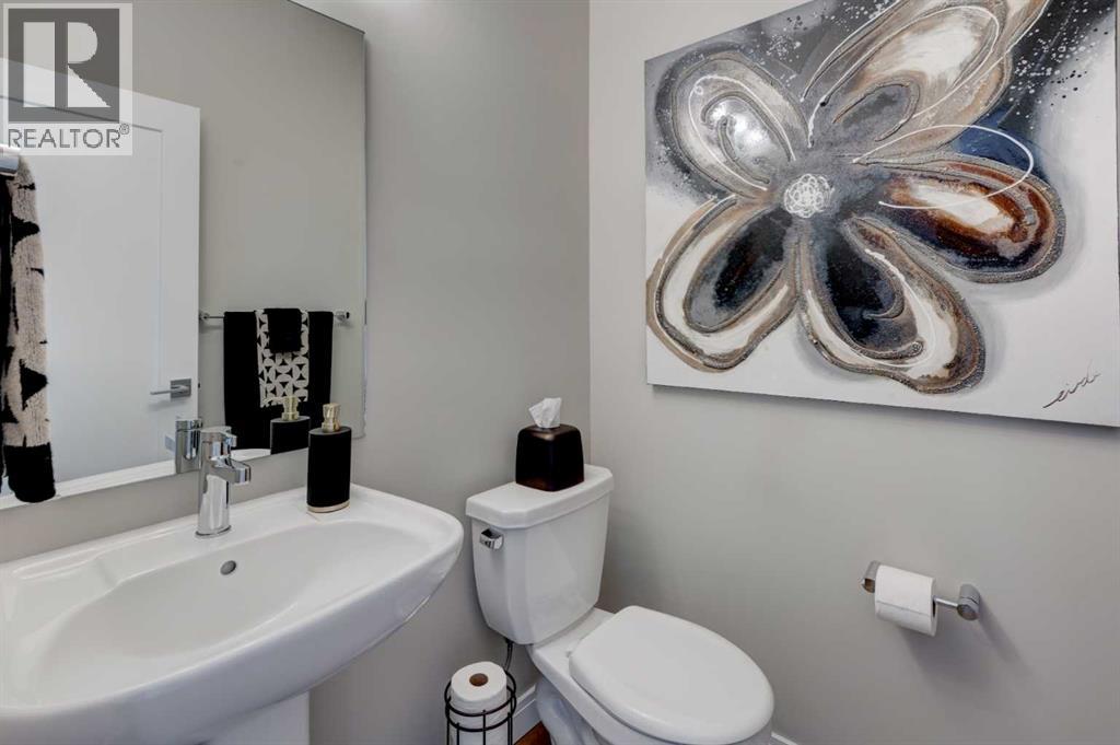 219 Wentworth Row Sw, Calgary, Alberta  T3H 1Y1 - Photo 16 - A2318468