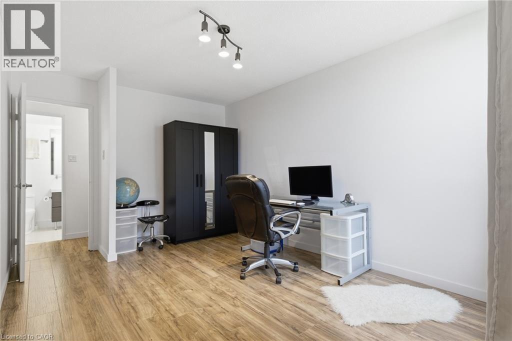 65 Westmount Road N Unit# 402, Waterloo, Ontario N2L 5G6 - Photo 22 - 40835963