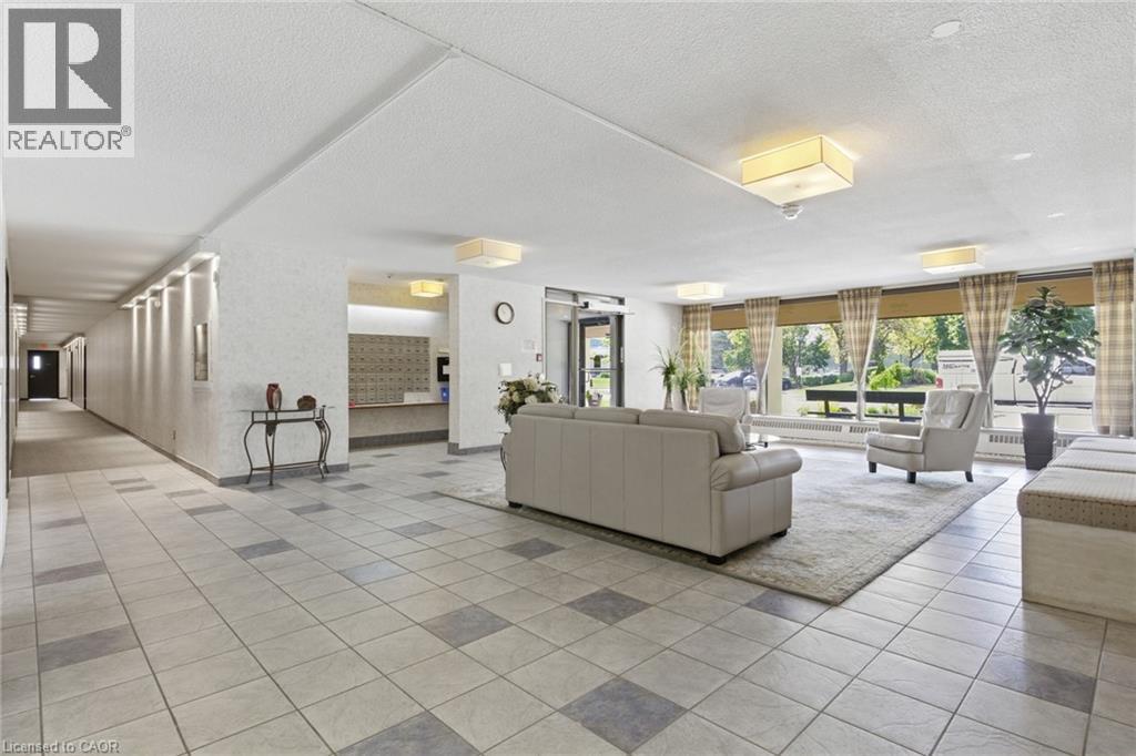 65 Westmount Road N Unit# 402, Waterloo, Ontario N2L 5G6 - Photo 6 - 40835963