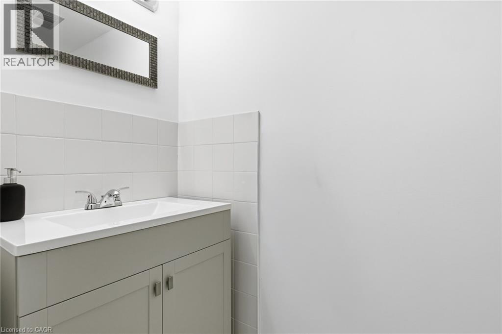 65 Westmount Road N Unit# 402, Waterloo, Ontario N2L 5G6 - Photo 30 - 40835963