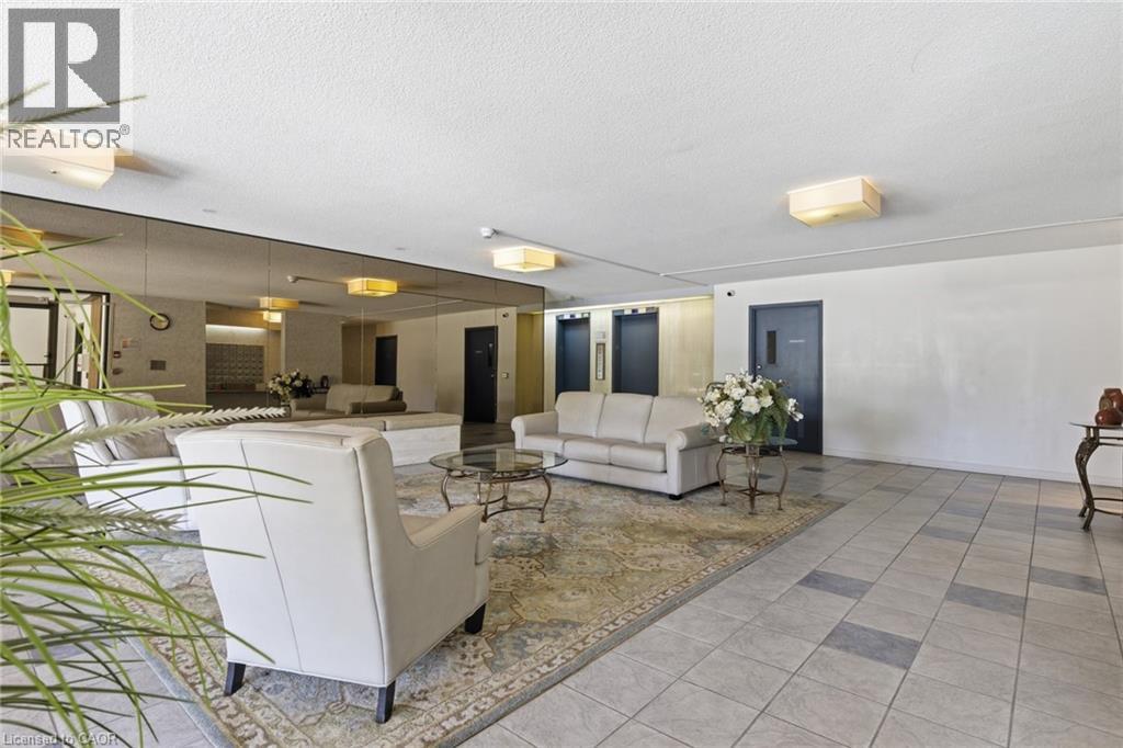 65 Westmount Road N Unit# 402, Waterloo, Ontario N2L 5G6 - Photo 5 - 40835963